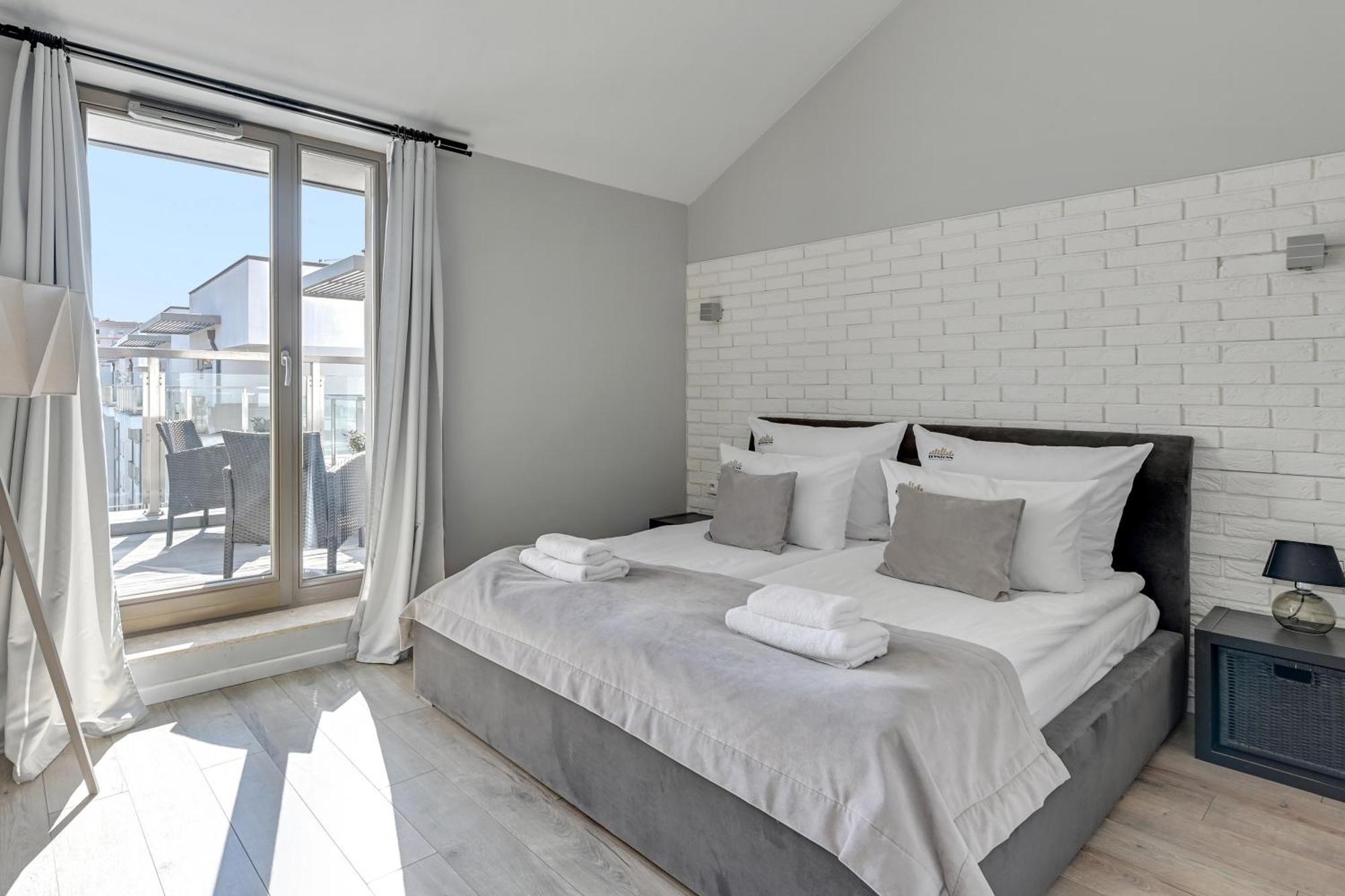 Waterlane Riverside Spa, Pool & Gym By Downtown Apartments غدانسك الغرفة الصورة