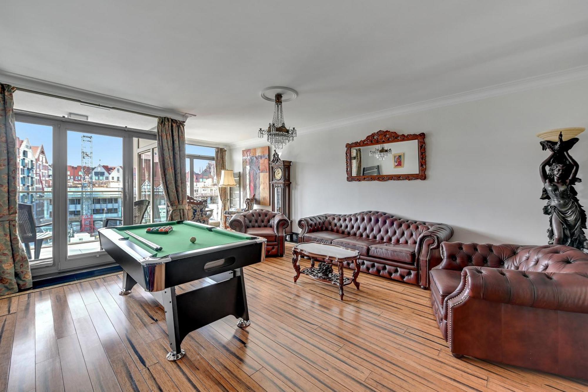 Waterlane Riverside Spa, Pool & Gym By Downtown Apartments غدانسك المظهر الخارجي الصورة