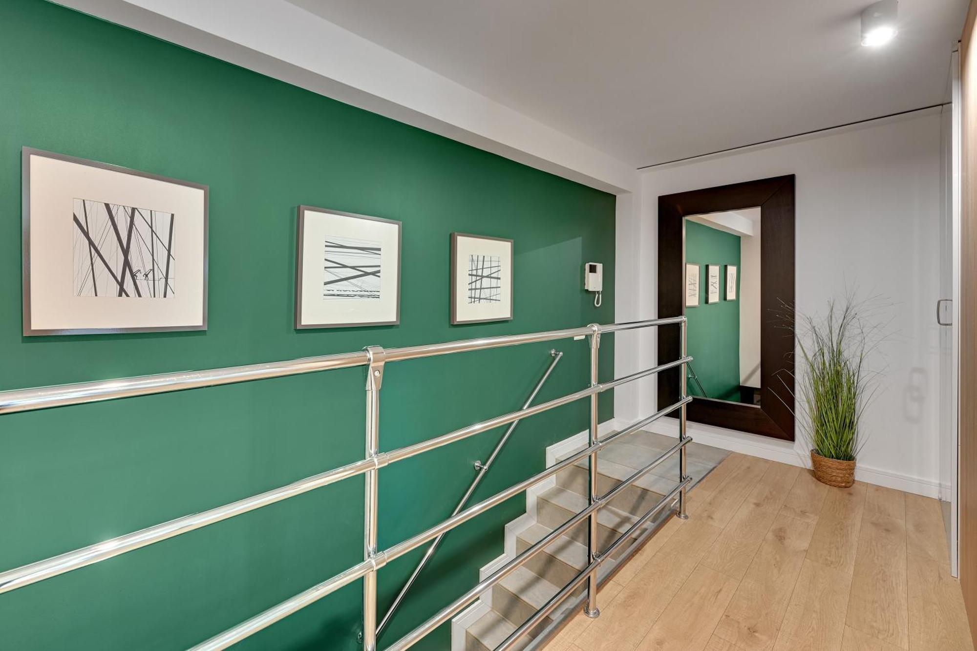 Waterlane Riverside Spa, Pool & Gym By Downtown Apartments غدانسك الغرفة الصورة