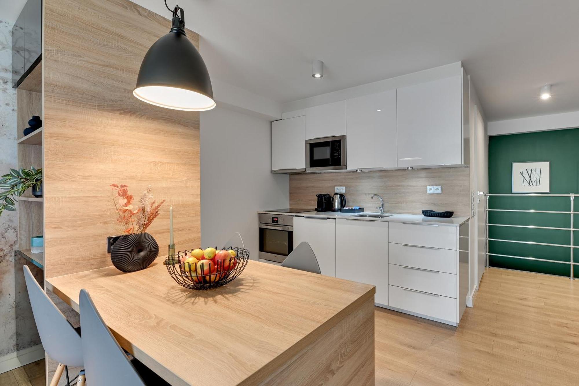 Waterlane Riverside Spa, Pool & Gym By Downtown Apartments غدانسك الغرفة الصورة